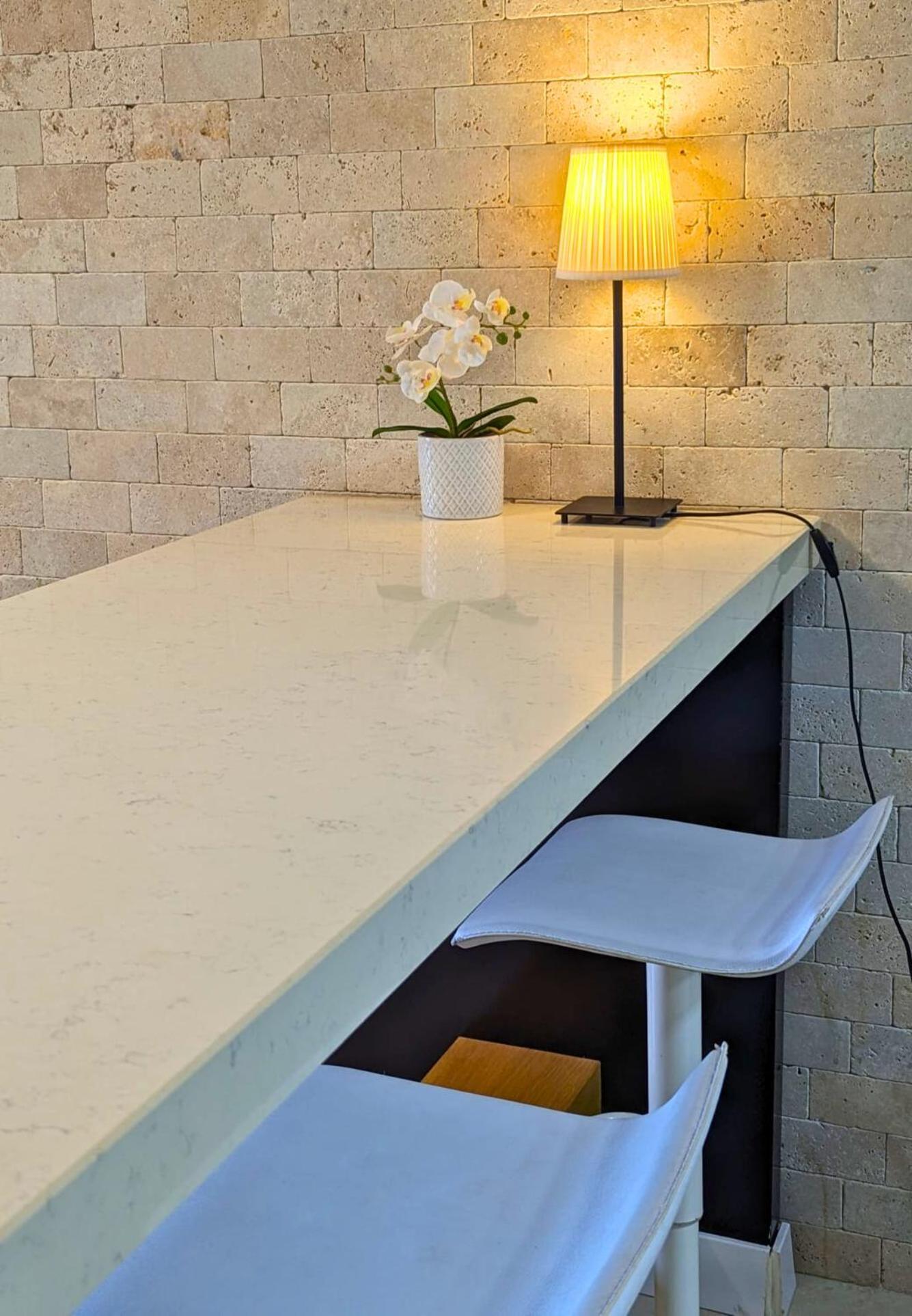 Almog Beach Apt Hotel מלון דירות אלמוג ביץ' ハイファ エクステリア 写真
